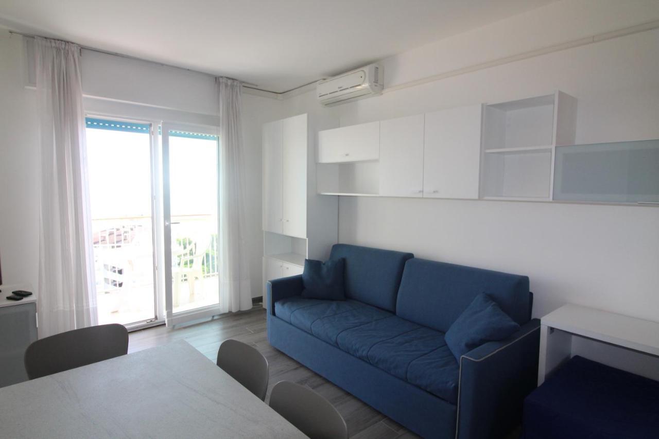 Appartamenti Puerto Do Sol Lignano Sabbiadoro Eksteriør bilde