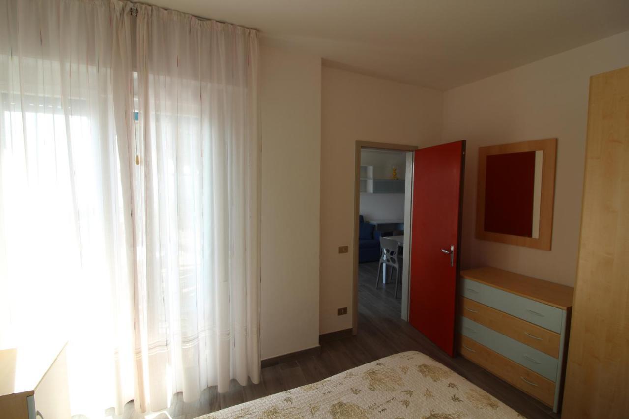 Appartamenti Puerto Do Sol Lignano Sabbiadoro Eksteriør bilde
