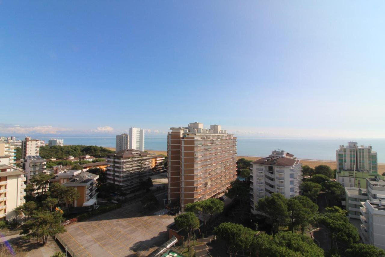 Appartamenti Puerto Do Sol Lignano Sabbiadoro Eksteriør bilde