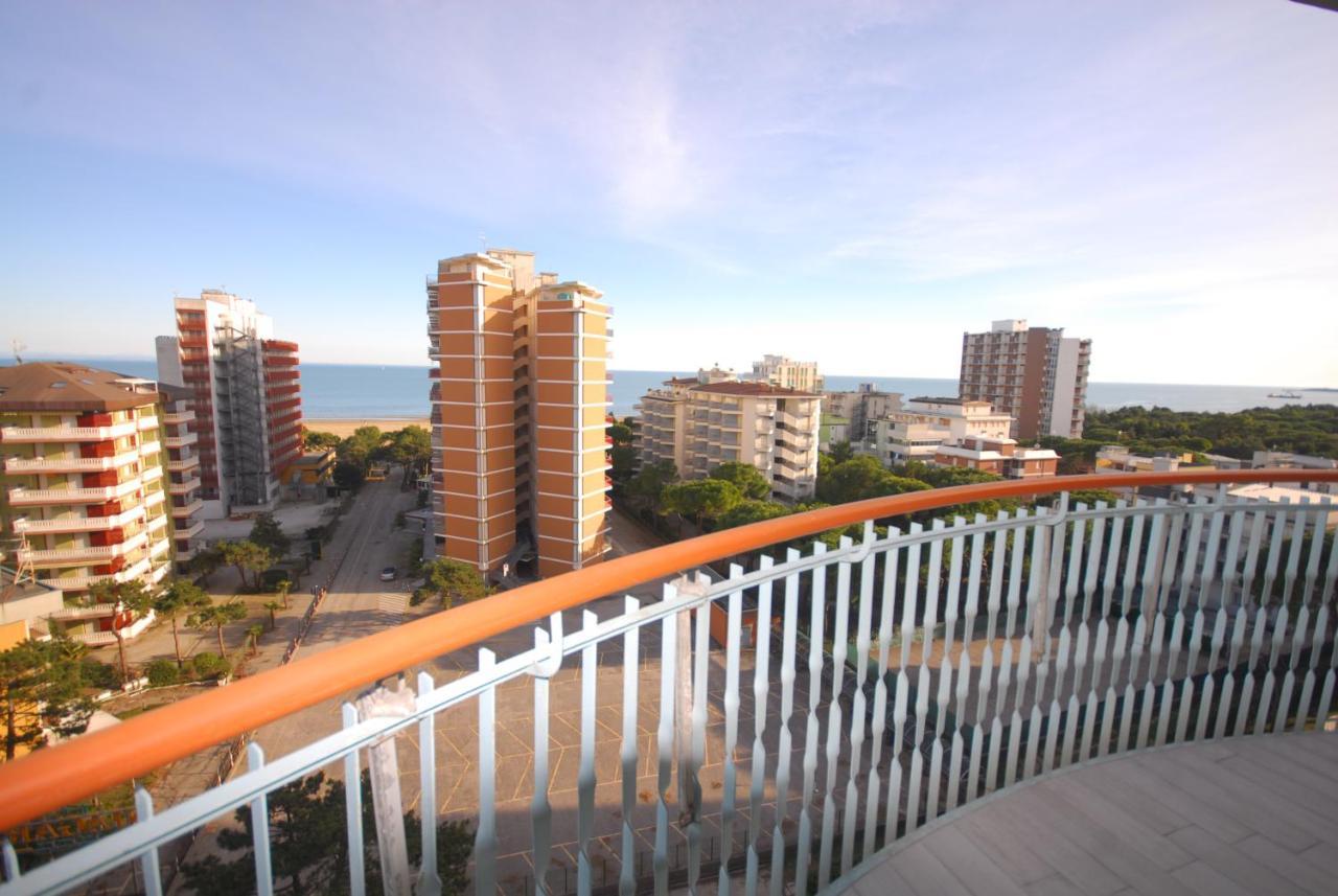 Appartamenti Puerto Do Sol Lignano Sabbiadoro Eksteriør bilde